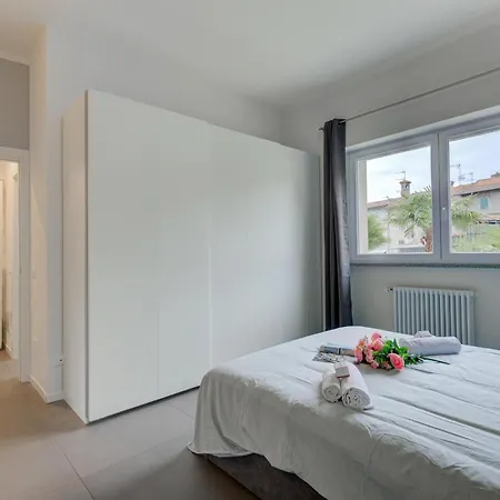 Apartment Suono Del 100 Mt From - Happy
